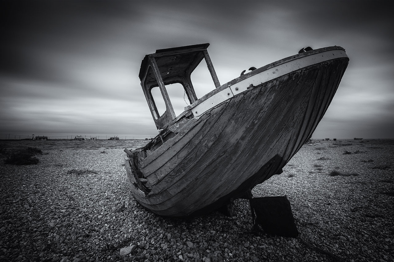 dungeness boat black white